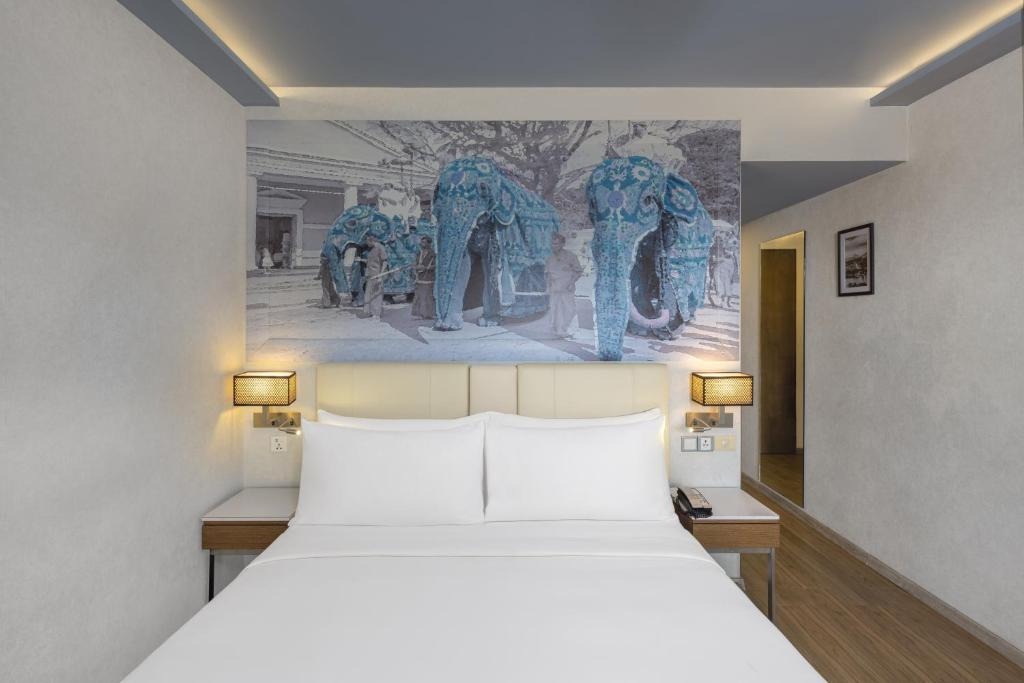 هتل رادیسون کندی